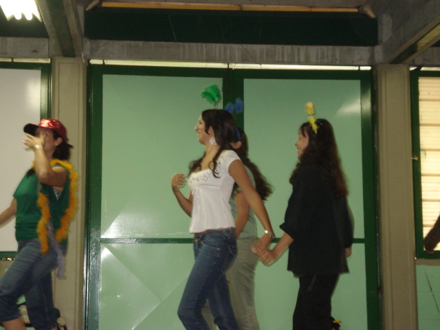 Oficina Cria&ccedil;&atilde;o Coletiva em Dan&ccedil;a e Teatro  