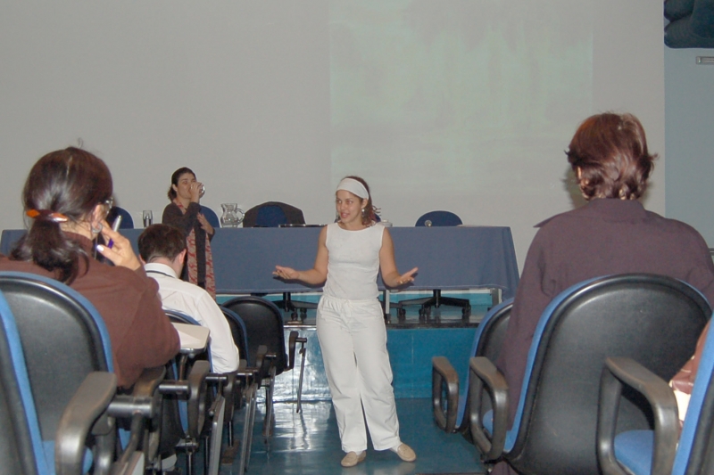 Aula de Express&atilde;o e Sensibiliza&ccedil;&atilde;o Corporal para idosos 
